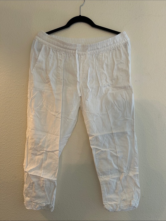 Old Navy Pants - Old Navy White Drawstring Linen Capris